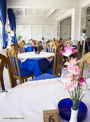 Parthenon Hotel 2*