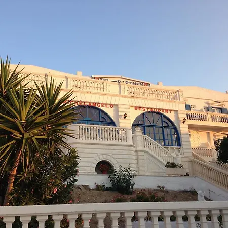 Hotel Parthenon