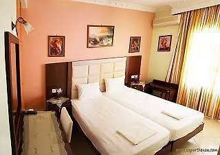 Parthenon Hotel Chora